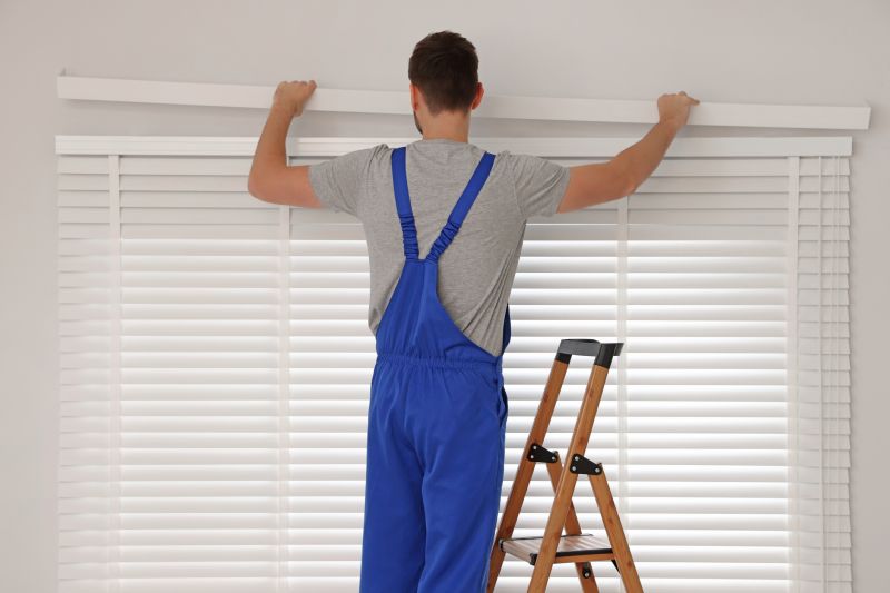 Installing Horizontal Blinds